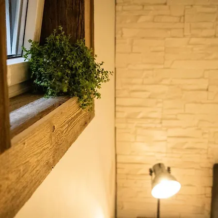 Unterschlupf Mit Garten & Whirlpool Appartement