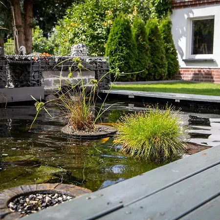 Unterschlupf Mit Garten & Whirlpool רדברג