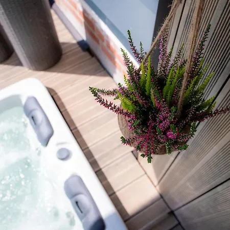 Unterschlupf Mit Garten & Whirlpool Apartment